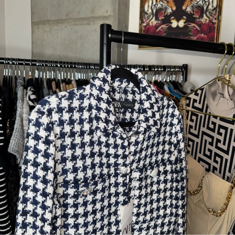 Zara Navy And White Houndstooth Tweed Cropped Jacket Jewel Buttons Womens XS NWT - Picture 3 of 8
